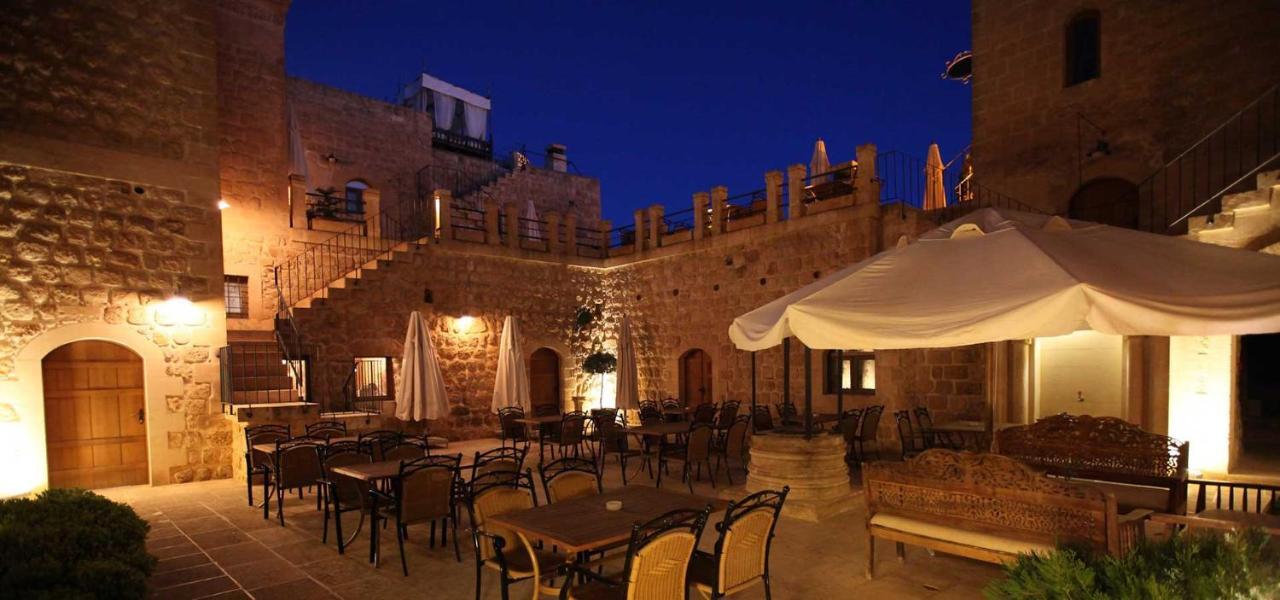 Kasr-I Nehroz Hotel Midyat Exteriör bild