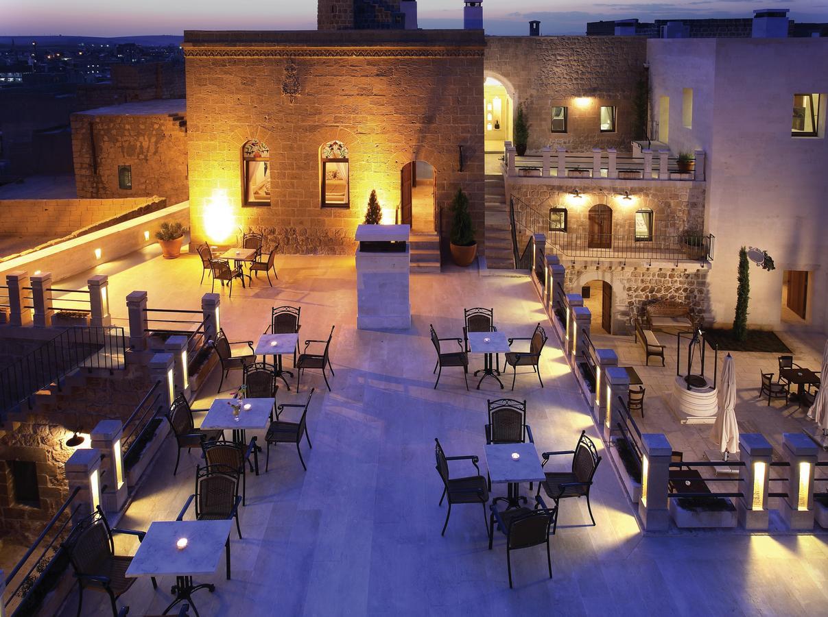 Kasr-I Nehroz Hotel Midyat Exteriör bild
