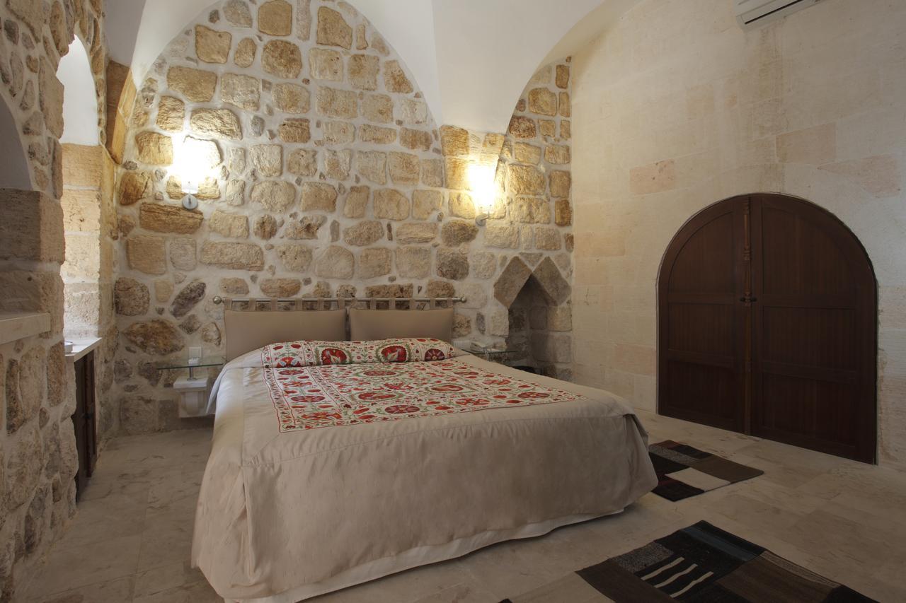 Kasr-I Nehroz Hotel Midyat Exteriör bild