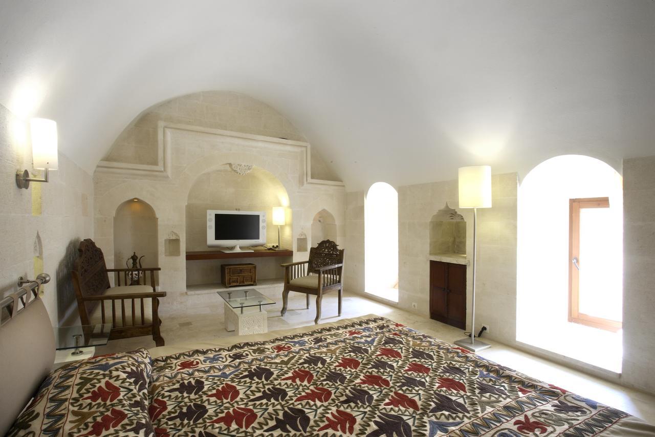 Kasr-I Nehroz Hotel Midyat Exteriör bild