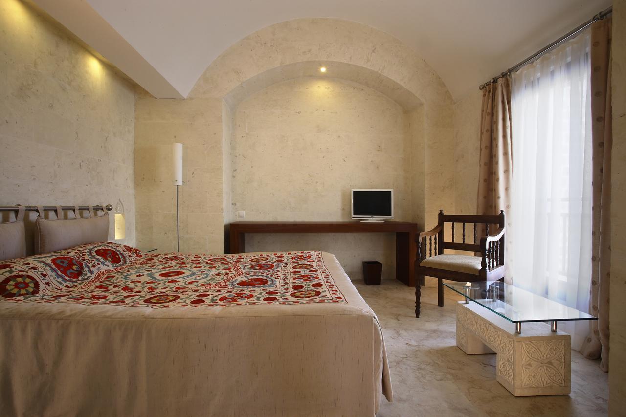 Kasr-I Nehroz Hotel Midyat Exteriör bild