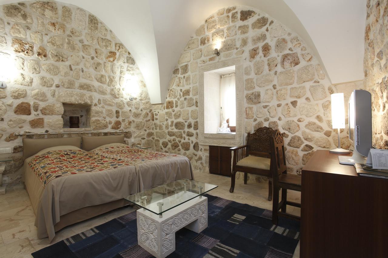 Kasr-I Nehroz Hotel Midyat Exteriör bild