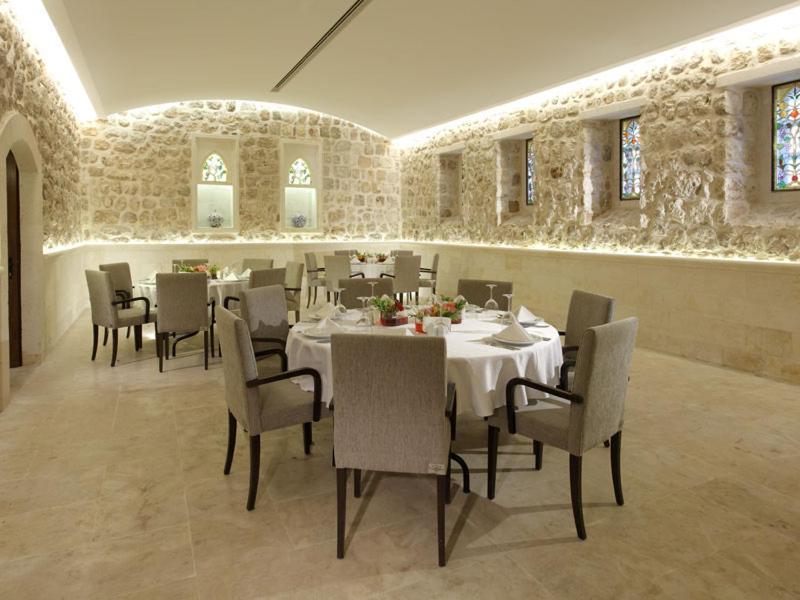Kasr-I Nehroz Hotel Midyat Exteriör bild