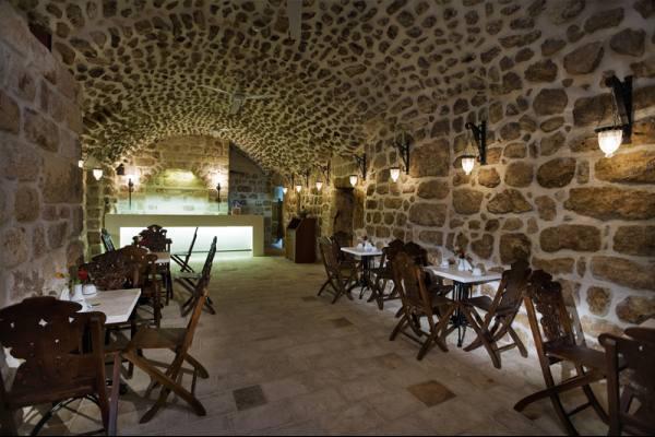 Kasr-I Nehroz Hotel Midyat Exteriör bild